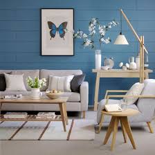 Berbagai desain ruang tamu biru yang mempunyai bentuk menarik hingga kelihatan elegan serta modern akan kami berikan buat kamu secara free model rumah impian anda dapat terwujud dengan cepat. 50 Dekorasi Interior Ruang Tamu Dengan Warna Cat Biru Desainrumahnya Com