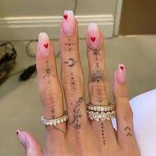 Touch device users, explore by touch or with swipe gestures. Hailey Bieber S Outfits On Instagram Hailey Bieber X Nails C I Don T Own Any Of The Images All Credits Goes Trendy Nails Valentine S Day Nails Pink Nails