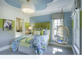 غرف نوم مودرن عصرية مع كرسي معل ق لتضيف الحيوية لغرفة نومك مجلة رجيم