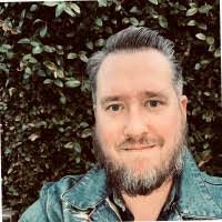 Chris Gilstrap's Instagram, Twitter & Facebook