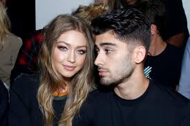 Dunkle flure, zerstörte hotelzimmer und laszive bettszenen: Gigi Hadid Neues Foto Ihrer Tochter Mit Teuren Geschenken Von Taylor Swift Gala De