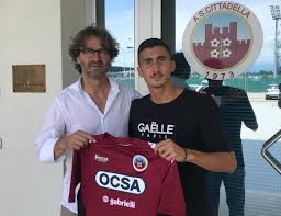 Cittadella risultati in tempo reale, risultati finali, calendario, classifiche, dettaglio delle partite con marcatori, cartellini gialli e cartellini rossi, comparazione quote e statistiche sugli scontri. Mercato Cittadella Rizzo Si E Accordato Con Il Palermo Ma Padova Sport