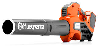The handheld leaf blower can reach a maximum speed of 125 miles per hour and has a peak airflow of 450 cubic feet per minute to help you cover a lot of ground with a fair amount of intensity. Husqvarna 525ib Cordless Leaf Blower Husqvarna Battery Leaf Blowers Sam Turner Sons
