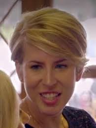 Erin Napier Front View Kylie Hair Trendy Short Hair Styles Curly Hair Styles