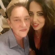 In the UK, what pain relief was prescribed when discharged from hospital  please (if it makes a difference, I am paying privately for the op)? Thank  you