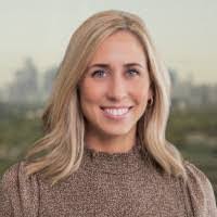 April Weller's Instagram, Twitter & Facebook