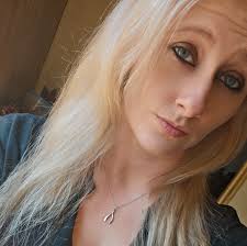 Suggestions for waterfalls with short, easy hikes to? Short like under a  half hour. Easy like Sunday morning. (Bum knee) Tia !