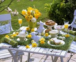 Spring Table Settings Ingrid Brown Interior Design Easter Table Settings Easter Table Settings Easter Decorations Outdoor Easter Tablescapes