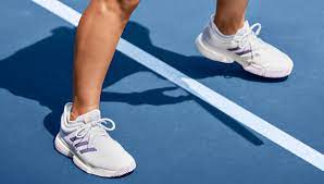 Angelique kerber ist eine vielversprechende spielerin, von der wir auch in der zukunft noch viel hören werden. Adidas Melbourne Styles 2020 Online Kaufen Tennis Point
