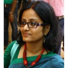 Karin Weller's Instagram, Twitter & Facebook