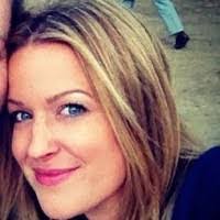 Lynette Gill's Instagram, Twitter & Facebook