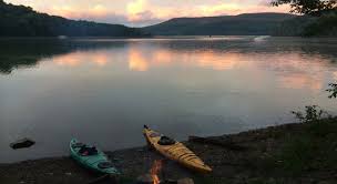 If a sailboat is between 10 and 11.9 feet, the boater will need a purchase a waterway access permit. Pennsylvania Rules For Boaters And Kayaks