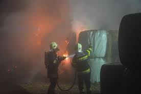 Wieder heftige unwetter in bayern: Feuerwehr Auf Hochtouren 55 Einsatze Zu Silvester Niederosterreich Heute At
