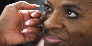 Beauty makeovers for residents at Grace Centers of Hope