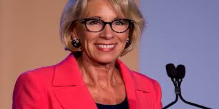 Education Secretary DeVos to visit Indiana charter schools Friday