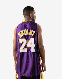 Lebron james and los angeles lakers win 2020 nba finals nearly 9 months after kobe bryant's death. Mitchell Ness Los Angeles Lakers Hof Kobe Bryant Reversible Jersey Mens Clothes Snipes Usa