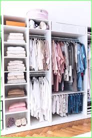 Schlafzimmer Ideen Tumblr More On Www Fashiioncarpe Begehbarer Offener Kleiderschrank Apartment Bedroom Decor Ikea Pax Closet Closet Bedroom
