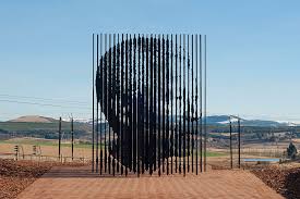 25 Of The Most Creative Sculptures And Famous Statues From Around The World Bored Panda The skill that goes into creating a worthwhile piece of art is incredible, and a single piece can take years for an artist to create.