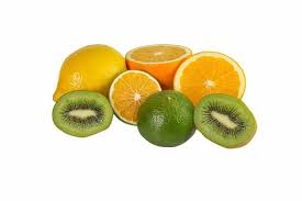 Namun tidak hanya jeruk saja, ternyata buah yang mengandung vitamin c paling tinggi adalah buah jambu biji. Daftar Makanan Yang Mengandung Vitamin C Tinggi Alodokter