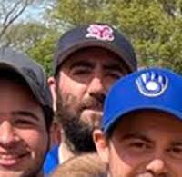 Leo Kassin's Instagram, Twitter & Facebook