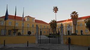 A remodel of a previously built house, it was redesigned in 1904 by gaudí and has been refurbished several times after that. File Colegio Nuno Alvares Pereira Da Casa Pia De Lisboa Jpg Wikimedia Commons