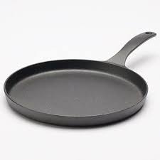 Bobby Flay Pre Seasoned 11 In Cast Iron Griddle Kohls In 2020 Cast Iron Griddle Griddles Bobby Flay
