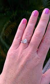 1 5ct Oval Solitaire Weddingbee Photo Gallery Oval Solitaire Engagement Ring Round Solitaire Engagement Ring Diamond Wedding Bands