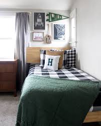 Black And White Bedroom Design For Boys Black White And Forest Green Boys Bedroom Green Boys Room Boys Bedroom Green Big Boy Bedrooms