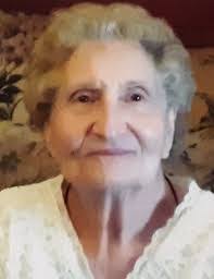 Claudia Albert's Instagram, Twitter & Facebook