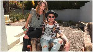 Genevieve Tedder Ryan Tedder Wife 5 Fast Facts You Need To Know Heavy Com