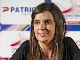 Helena costa vai integrar o departamento de prospeção do eintracht frankfurt. Helena Costa Explica Mas Pouco Insolita Saida Do Clermont Foot Maisfutebol