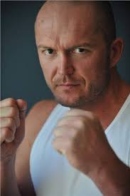 Boxers to fight at home