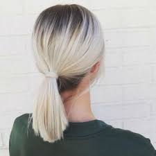 Beaucoup d'entre vous de plus de 50 ans acceptent pleinement la taille des ciseaux : Coiffure Cheveux Mi Longs Les Modeles De 2021