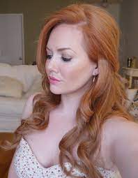 Pin By Mairi Stockton On Hair Dyed Blonde Hair Strawberry Blonde Hair Strawberry Blonde Hair Dye