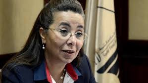 افتتحت الدكتورة غادة والي، المدير التنفيذي لمكتب الأمم المتحدة للمخدرات والجريمة، معرض «سر الحياة» للفنان التشكيلي محمد الدمراوي، والذي دشن به جاليري demi نشاطه الفني. Ø§Ù„Ø¨ÙˆØ§Ø¨Ø© Ù†ÙŠÙˆØ² ØºØ§Ø¯Ø© ÙˆØ§Ù„ÙŠ Ø§Ø­ØªÙØ§Ù„Ø§Øª Ø§Ù„ØªØ¶Ø§Ù…Ù† Ø¨ÙŠÙˆÙ… Ø§Ù„ÙŠØªÙŠÙ… Ù„Ø§ ÙŠÙ‚ØªØµØ± Ø¹Ù„Ù‰ Ø§Ù„Ù‡Ø¯Ø§ÙŠØ§ ÙÙ‚Ø·