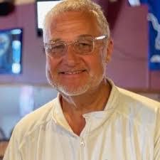 Steve Sands's Instagram, Twitter & Facebook