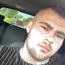 Audi driver leads police