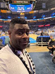 🏀 OKC Thunder in a league of their own — when it comes to pregame prayer 🔌