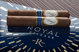 Proud of our swiss heritage, we are committed to outstanding quality and craftsmanship. Davidoff Royal Jetzt Bestellen Cigarworld De