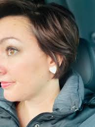 Women supporting women in small business collaboration