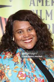 25 Photos & High Res Pictures