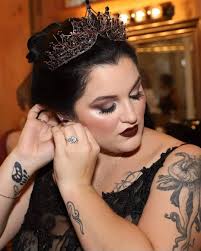Looking for bridal makeup for wedding in Crawfordsville