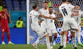 La turquie devra se ressaisir devant le pays de galles le mercredi 16 juin à 18 heures à bakou pour rester en vie dans cette épreuve. Euro 2021 L Italie Demarre Fort Face A La Turquie