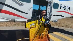 Photo les confessions du champion du monde de wingsuit basé dans l'Aude