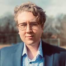 Aquarians are usually the first to rock a new trend and don't mind breaking fashion rules as long as they stay true to themselves.references. Famous Hollywood Aquarius Celebrities And How They Represent The Astrological Sign Hollywood Insider