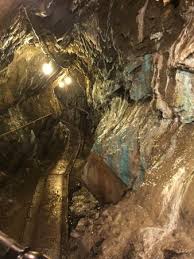 The crystal gold mine was one of the first hard rock mines in the silver valley. Inside Mine Looking At Copper Zinc Quartz Picture Of Crystal Gold Mine Kellogg Tripadvisor