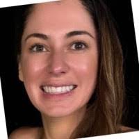 Janette Brooks's Instagram, Twitter & Facebook