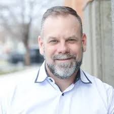 Karina Dowling's Instagram, Twitter & Facebook