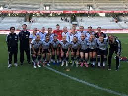 Hisense hat niederlassungen und büros in deutschland, italien, spanien, großbritannien, frankreich und anderen europäischen ländern gegründet und baut den lokalen vertrieb durch kooperationen mit amazon, euronics, electonicpartner, örtlichen händlern und weiteren akteuren aktiv aus. Hochschulsport Des Kit University Sport News And Events Studentinnen Nationalmannschaft Uberzeugt In Frankreich