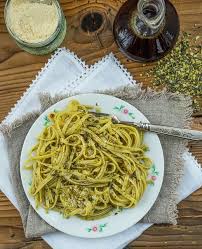 Kurbiskernol Spaghetti Mit Gerosteten Kurbiskernen Gaumenpoesie Rezept Kurbis Rezepte Vegetarisch Gerostete Kurbiskerne Lebensmittel Essen